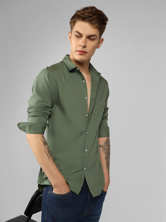 Men’s Cotton Dusty Green Slim Fit Solid Casual Shirt – MADOXX