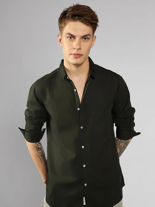 Men’s Cotton Olive Slim Fit Solid Casual Shirt – MADOXX