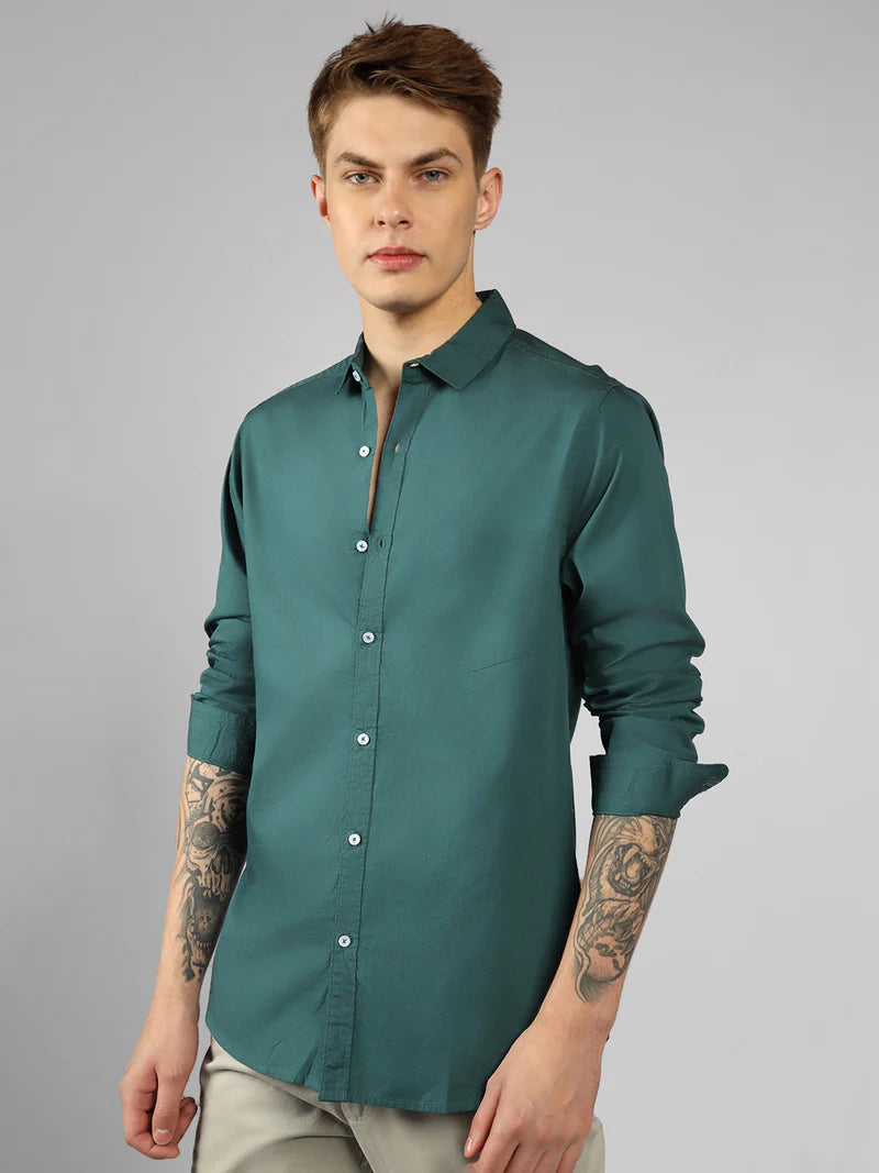 Men’s Cotton Peacock Slim Fit Solid Casual Shirt – MADOXX