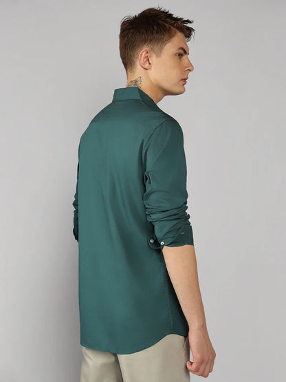 Men’s Cotton Peacock Slim Fit Solid Casual Shirt – MADOXX
