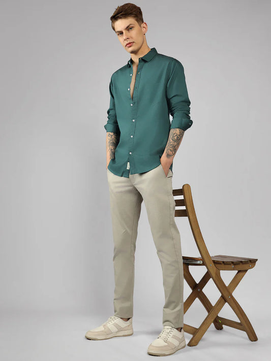 Men’s Cotton Peacock Slim Fit Solid Casual Shirt – MADOXX